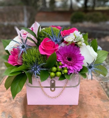Pretty in Pink Purse  Purse Arrangement in College Park, GA | WILLIS FLOWERS