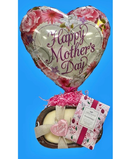 Dough Soy 3 Wick Candle With Sachett and Balloon