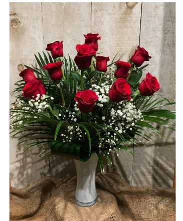 Dozen Red Roses Vase Arrangement in Toronto, ON | THE NEW LEAF FLORIST
