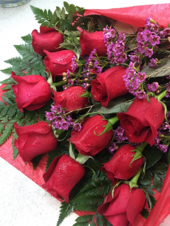 Dozen Red Rose Wrap 