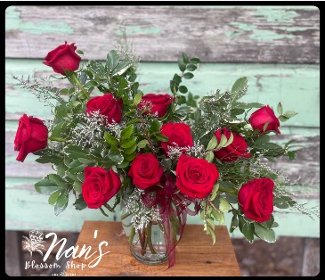 Dozen Roses  in Bryan, TX | NAN'S BLOSSOM SHOP