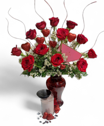 Dozen with Candy and Candle Fresh with Gift in Nederland, TX | Harris Florist