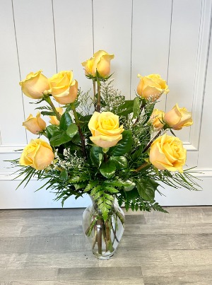 Yellow Half Dozen,  1 Dozen, or 2 Dozen Roses Vase Arrangement