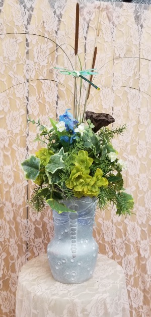 Dragonfly Vase (arrangment not included) Isabel Bloom