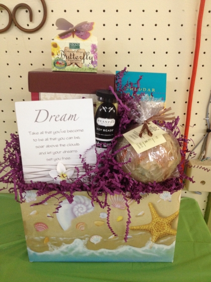 Dream & Love Gourmet/Gift Basketq