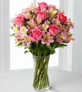 Dream Land Arrangement Roses and Alstromeria