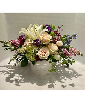 Dreamy Garden Bloom Box in Laguna Niguel, CA | Reher's Fine Florals And Gifts