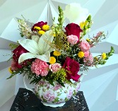 Dressed To Impresse Bouquet 