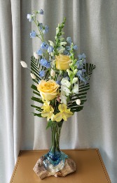 DRIFTWOOD AND GLASS DECOR FRESH ARRANGEMENT