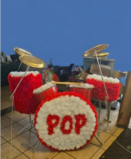 Drumset in silk Custom Arrangement