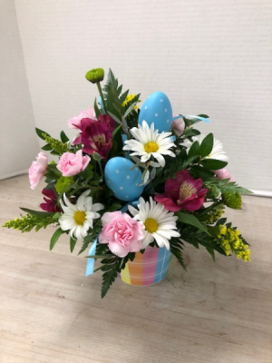 E100 - Easter Fresh Arrangement
