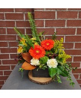 EARTHY INDULGENCE Floral arrangment 