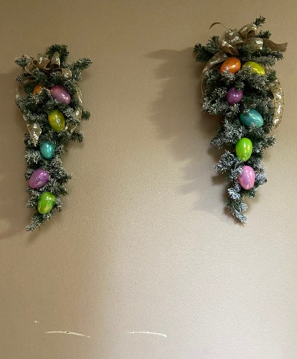 easter luv these treding swags are holiday perfect for anyone decor make this eggstravaganza