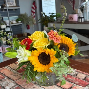 SC Farm and Blanche's  Garden combination Vase Arrangement