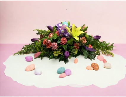 "Egg-Cellent" Centerpiece Easter Table Centerpiece