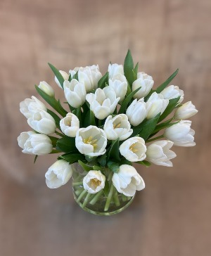 Elegant tulips Vase arrangment
