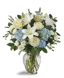 Elegant Blue Vase Arrangement