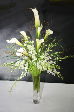 ELEGANT CALLA LILLIES IN TALL VASE LARGE in West Palm Beach, FL - FLOWERS  TO GO