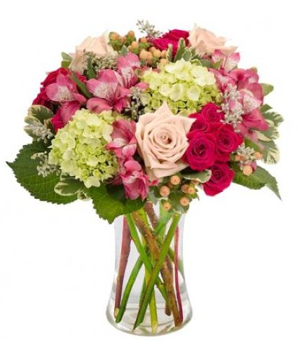STUNNING GARDEN BOUQUET 
