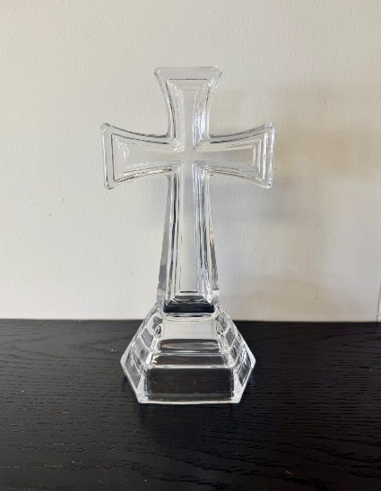 Elegant Glass Cross 8" 