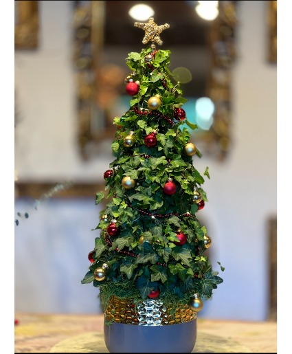 ELEGANT IVY CHRISTMAS TREE PLANT plant