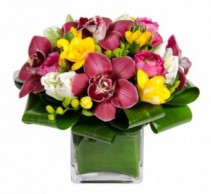 Elegant Spring Flower Arrangement