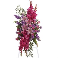 ELEGANT MEMORIES STANDING SPRAY