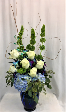 Simply Elegant Arrangement