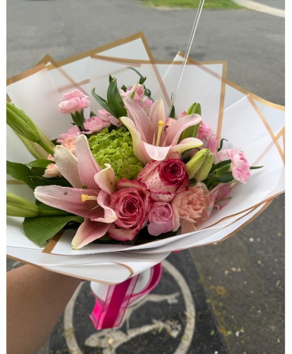 EMERALD ELEGANCE BOUQUET