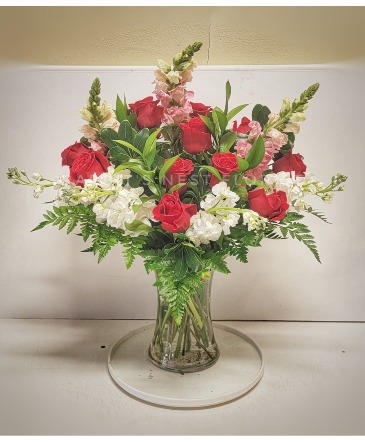 Endless love. Dozen reds  in Harvest, AL | RABBIT'S NEST FLORIST AT HARVEST