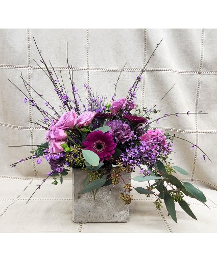 ETERNAL LOVE Premium Mixed Floral Arrangement