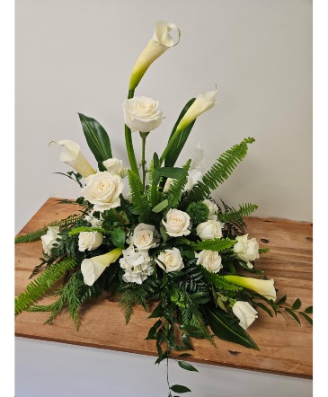 Evergreen Elegance   in Zimmerman, MN | Zimmerman Floral & Things