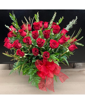 Everlasting Lovely Vase Arrangement