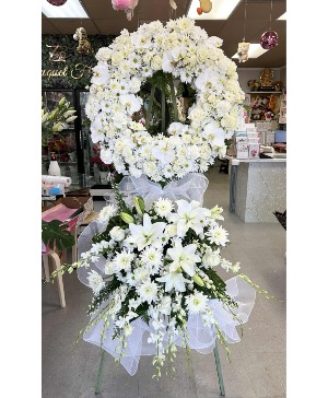 Everlasting Memory Wreath 