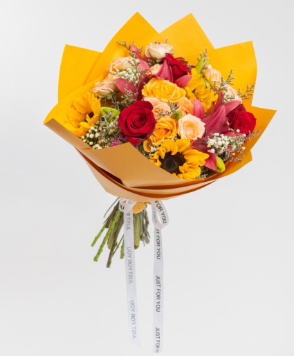Everyday Mixed Bloom Bouquet Hand Tide Bouquet