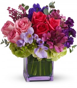 Exquisite Beauty Vase Arrangement 
