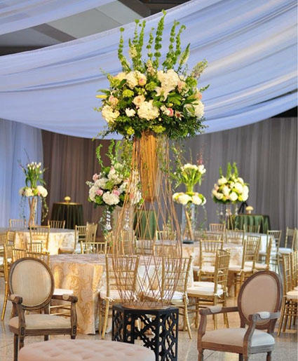 Extravagantly Royal Table Arrangement