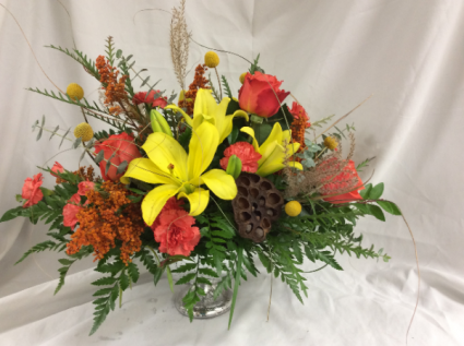 F100 - Fall Delight Centerpiece Arrangement
