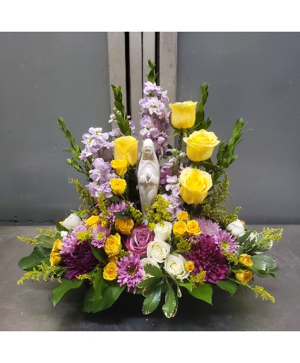 "Faithful"-Flower/Figurine Arrangement 2Day Notice 145.95