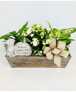Faithful Friend Planter 
