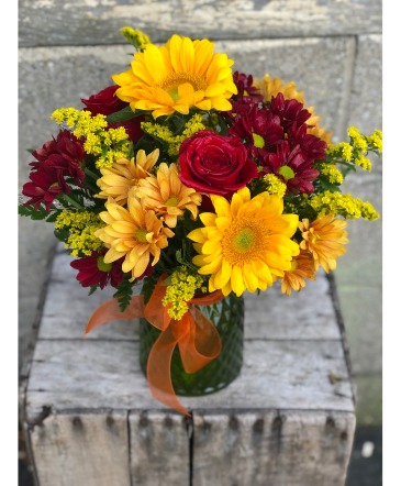 Fall Dreams Fresh Arrangement in New Castle, IN | WEILAND'S FLOWERS
