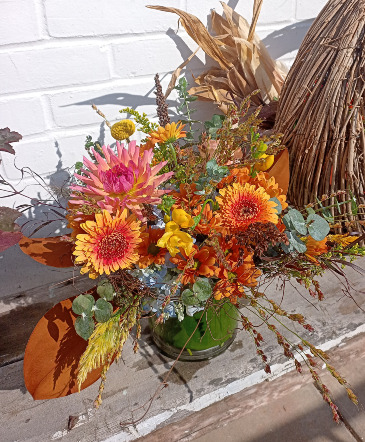 Thanksgiving Special  Designer's Choice in Glastonbury, CT | THE FLOWER DISTRICT