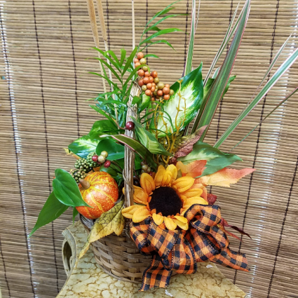 Falling Leaves Basket 