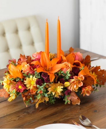 Family Gathering Centerpiece  in Massillon, OH | CUMMINGS FLORIST
