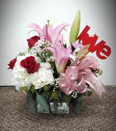 Fanciful Love Flower Arrangement VASE ARRANGMENT