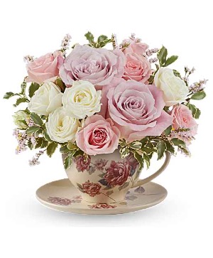 Fancy cup of roses Rose arrangement 