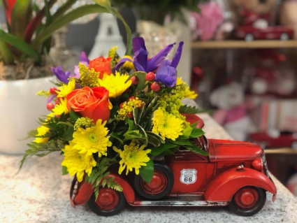 Fast & Vintage fresh arrangement