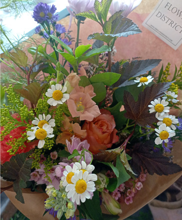 Father's Day Bouquet Designer's Choice in Glastonbury, CT | THE FLOWER DISTRICT
