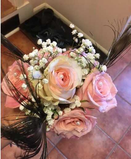 Feather Elegance  Bouquet 