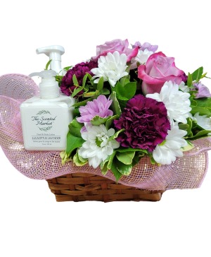 Feel Good Blooms Lotion and Fresh Arrangement